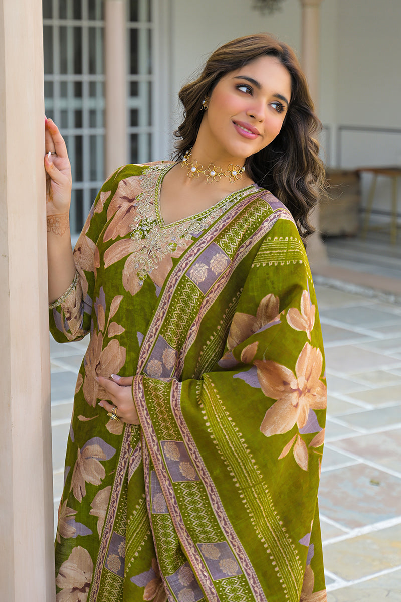 Green Viscose Floral Embroidered Straight Kurta Trousers With Dupatta | SHOBITAM