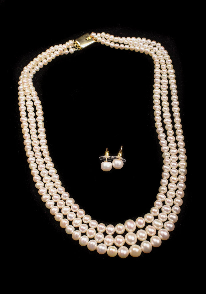 Royal 3 Strand White Button Pearl Necklace Set