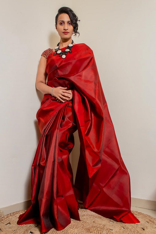 Reya - Maroon/Forest Red Handwoven Uppada Silk Saree | SILK MARK CERTIFIED | SHOBITAM