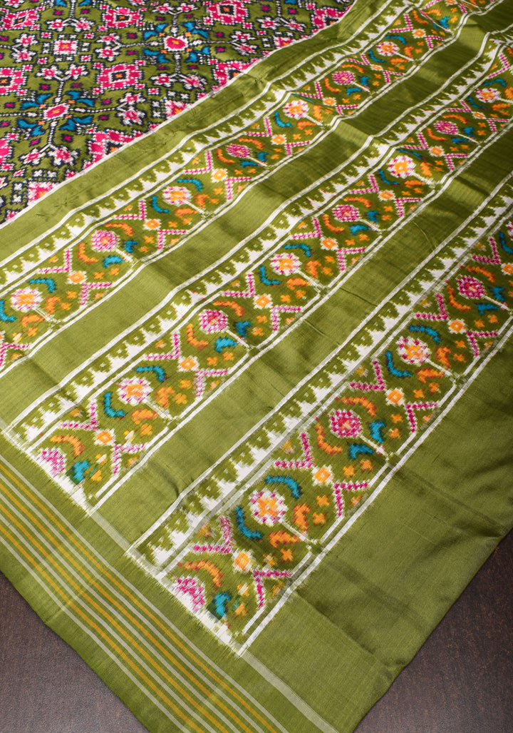 Double  Ikkat Pochampally Exquisite Moss Green Handwoven Pure Silk Saree | SILK MARK CERTIFIED | SHOBITAM