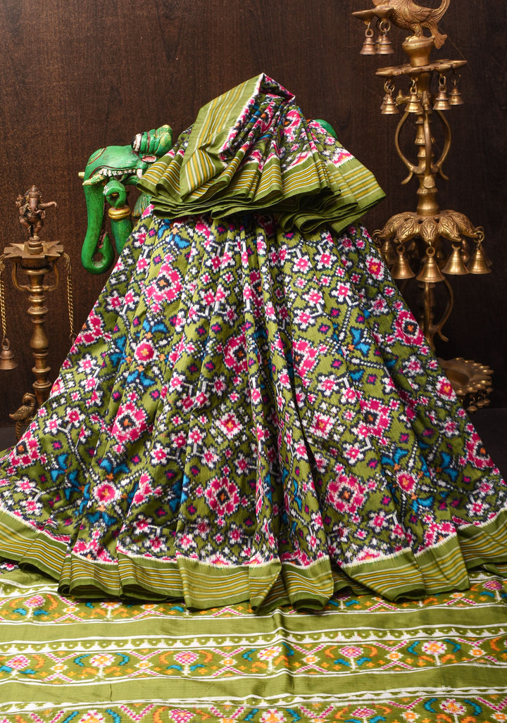Double  Ikkat Pochampally Exquisite Moss Green Handwoven Pure Silk Saree | SILK MARK CERTIFIED | SHOBITAM