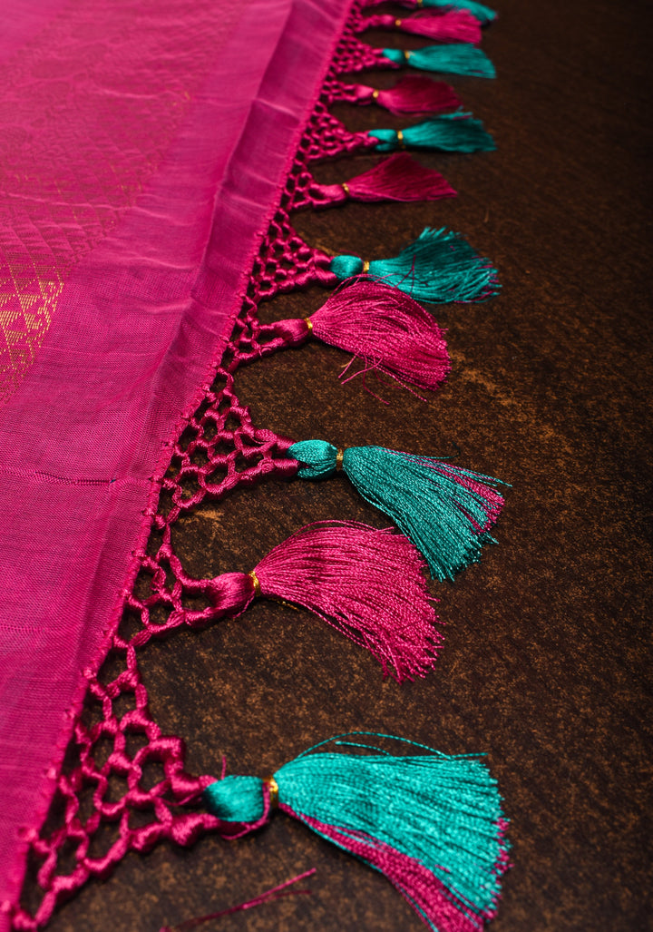 Authentic Kanchi Cotton Handwoven Saree in Cyan with Zari Border No Blouse Piece