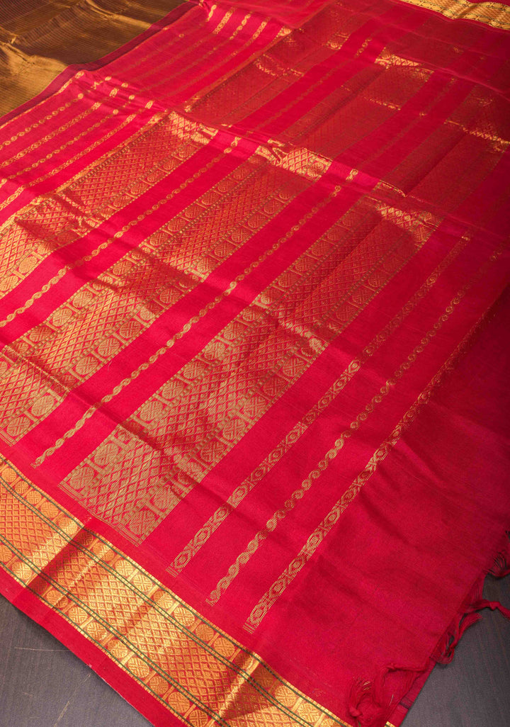 HoneyBrown Kanchi Silk Cotton Pre Drape Saree with Podi Kattam and Contrast Zari Borders