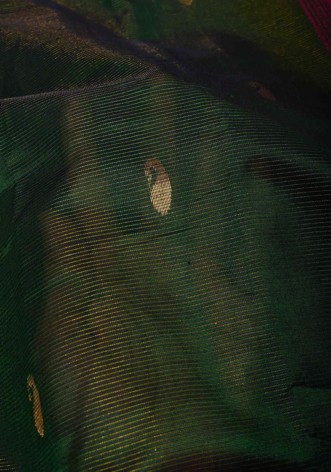 Elegant Green Kanchi Silk Cotton Checked Saree with Zari Buttas and Contrast Zari Border