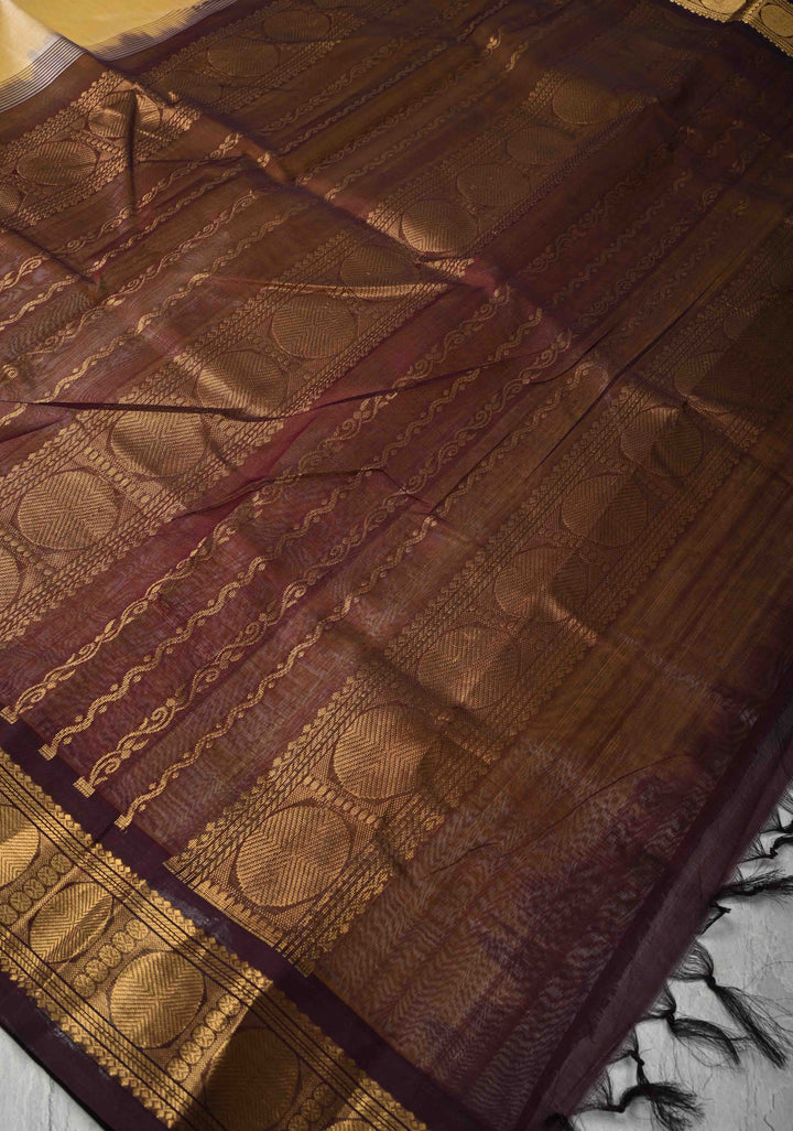 9 Yards Madisar Cream Koravi Kanchi Silk Cotton 100% Handloom Saree with Contrast Zari Border