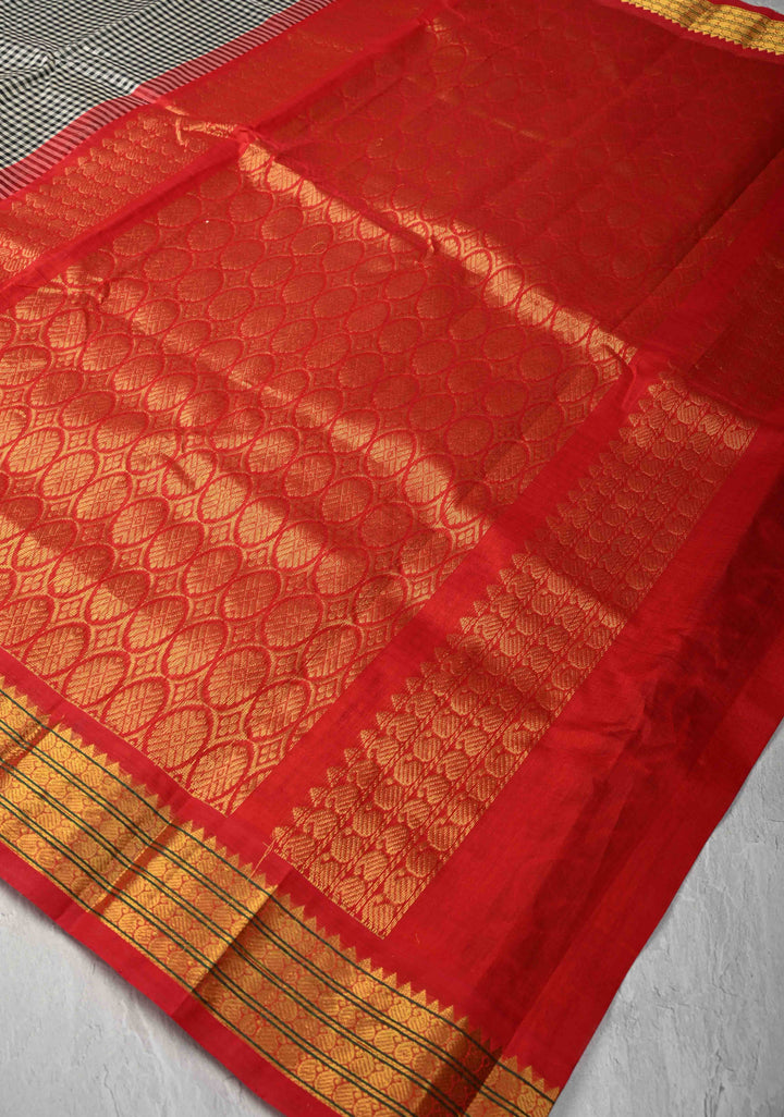 Black-White Gingham Checks Koravi Kanchi Silk Cotton 100% Handloom Saree with Contrast Zari Border