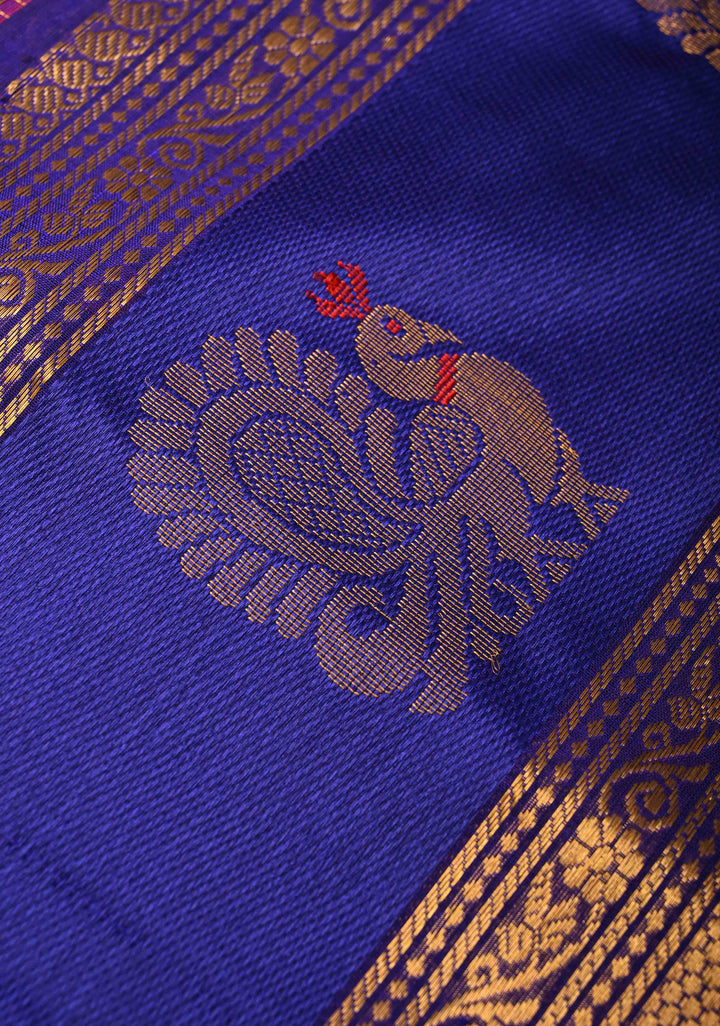 Podi Zari Kattam Kanchi Silk Cotton Saree with Zari Buttas and Wide Borders in Navy