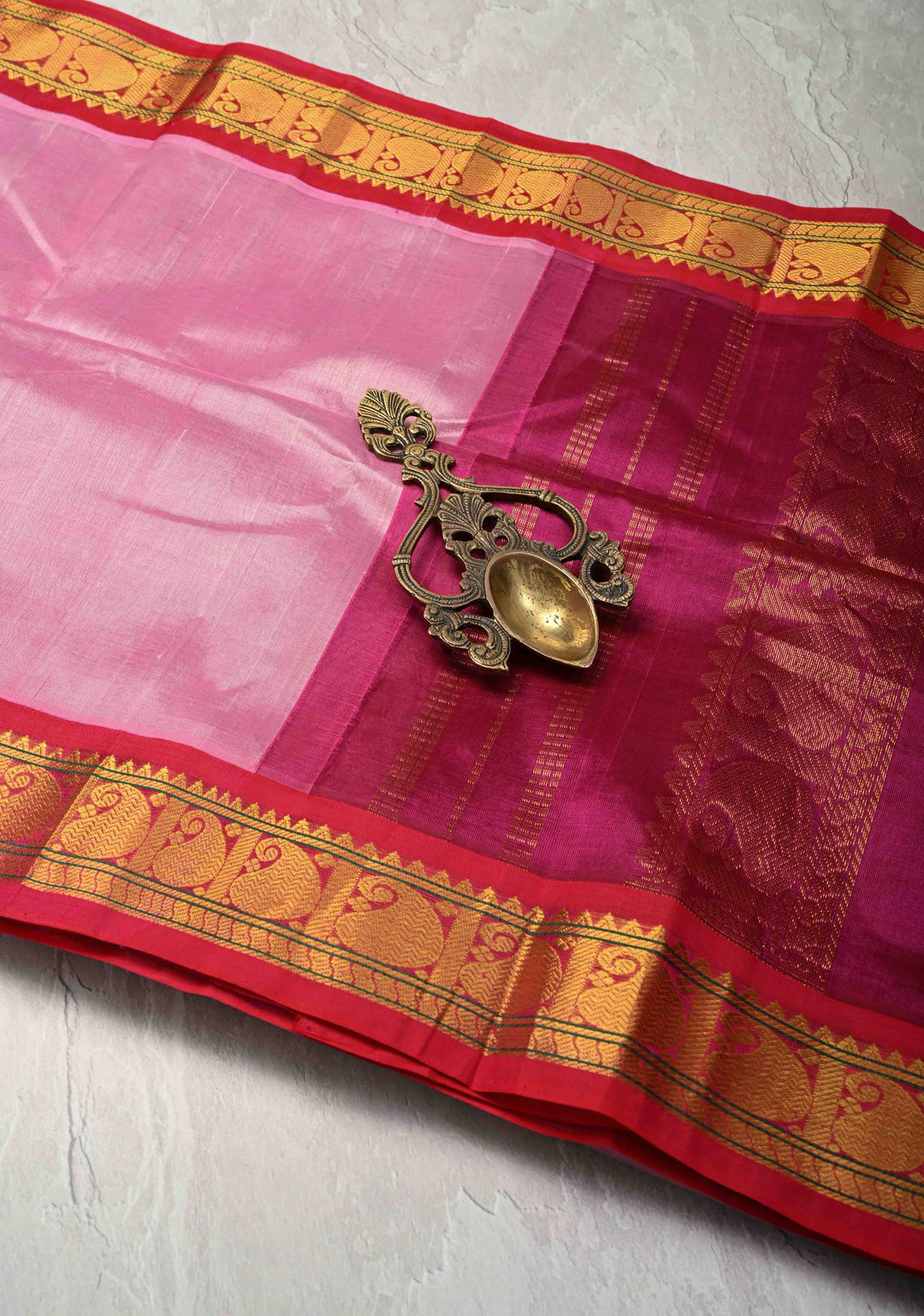 Bubblegum Pink Kanchi Silk Cotton 100% Handloom Saree with Contrast Zari Border