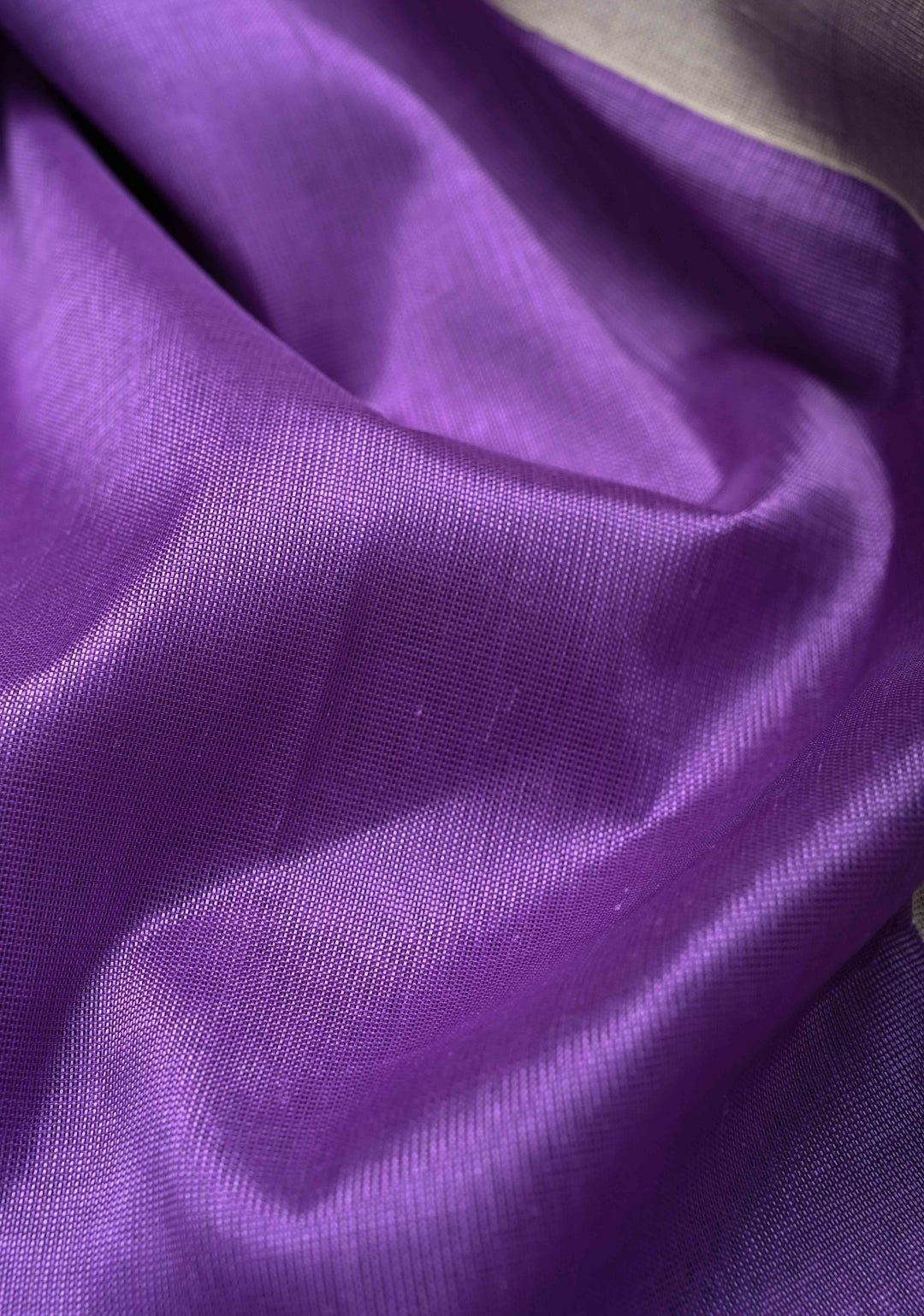 Exquisite purple Koravi Kanchi Silk Cotton 100% Handloom Saree with Contrast Zari Border