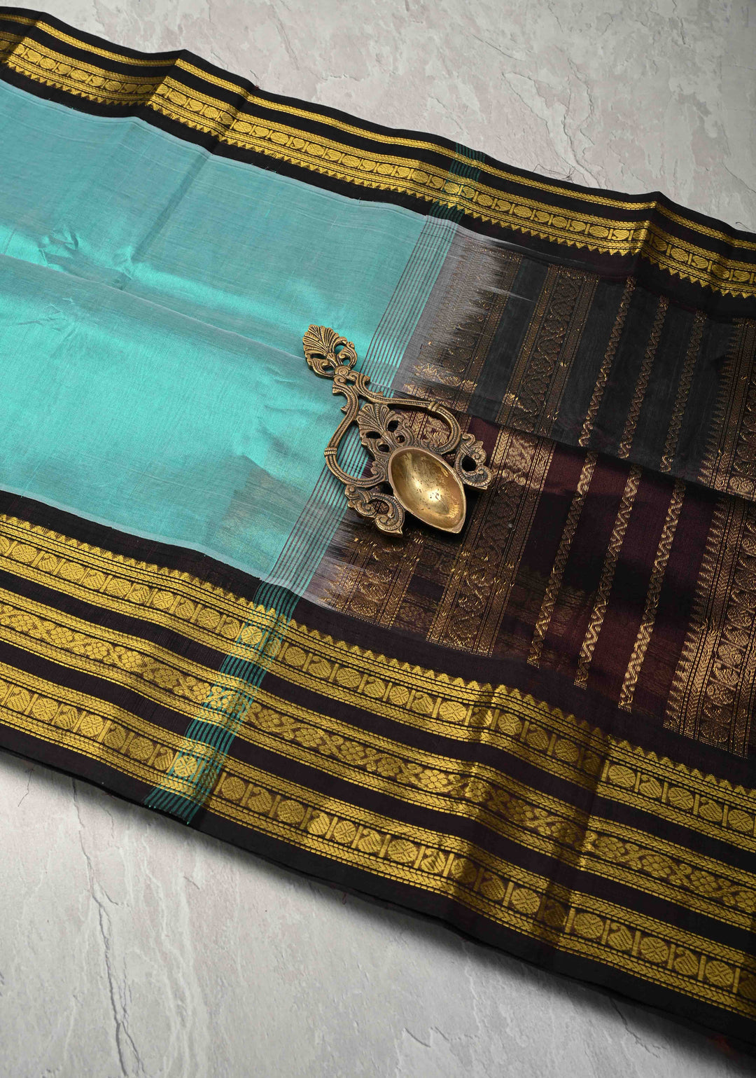 Turquoise Kanchi Silk Cotton Handloom Saree with Contrast Korvai Zari Border