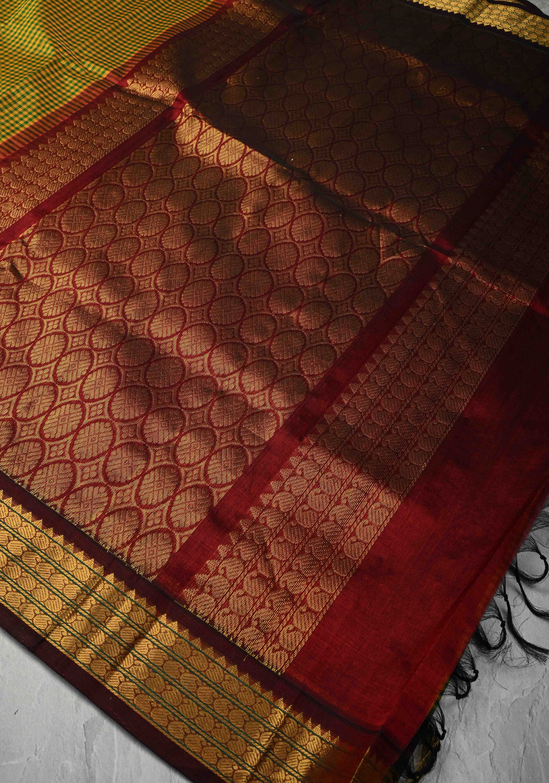 Green-Yellow Gingham Checks Koravi Kanchi Silk Cotton 100% Handloom Saree with Contrast Zari Border