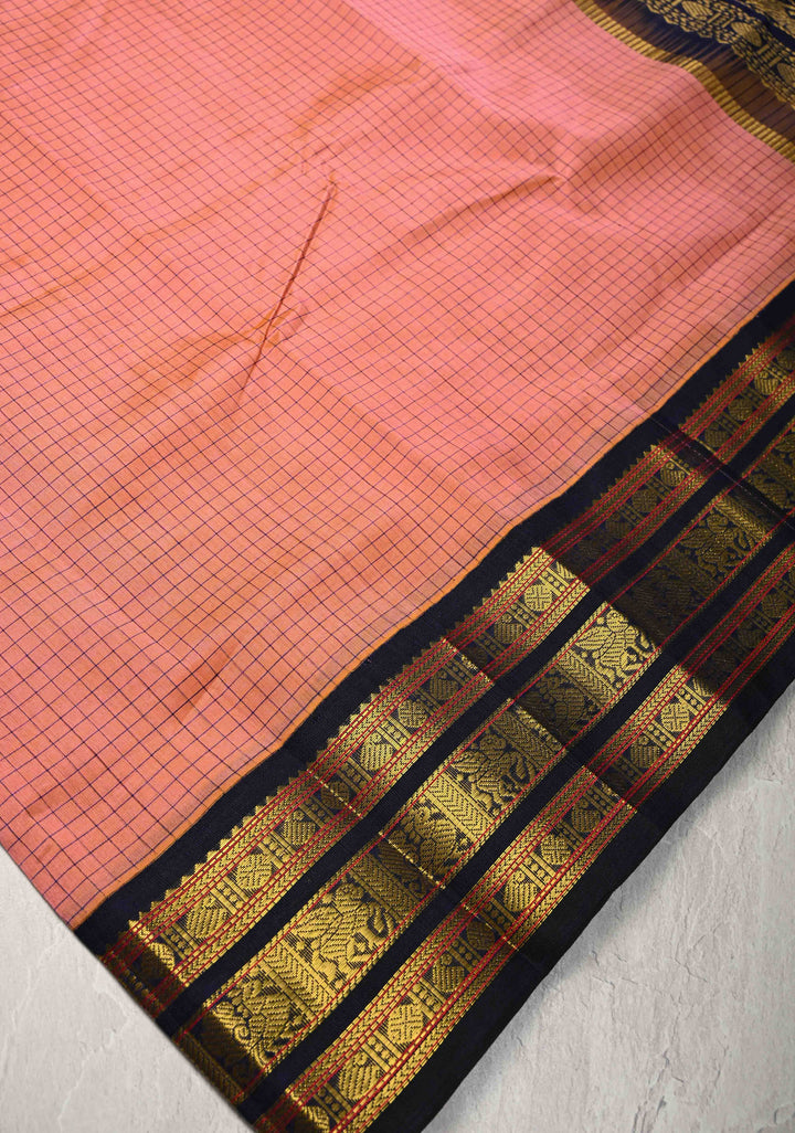 Pink Dual tone Korvai Kanchi Silk Cotton Handloom Saree with Checks Pattern and Contrast Zari Border