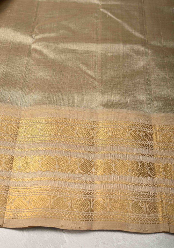 Bottle Green Korvai Kanchi Silk Cotton Handloom Saree with Contrast Zari Border