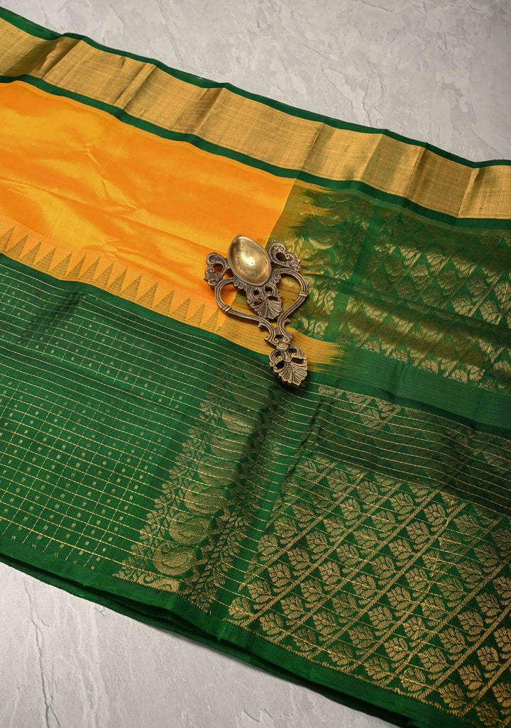 Orange Korvai Kanchi Silk Cotton Handloom Saree with Wide Contrast Lakshadeepam Border
