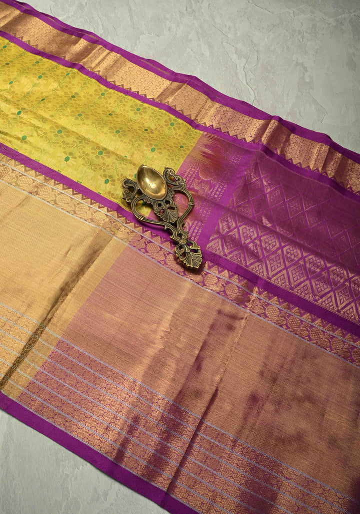 Chartresuse Kanchi Silk Cotton 100% Handloom Saree with Trellis jaal and Contrast korvai Zari Border