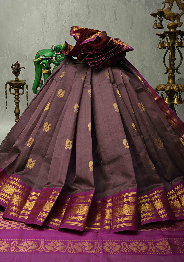 Dusty Mauve Kanchi Silk Cotton 100% Handloom Saree with Peacock Buttas Contrast Zari Border