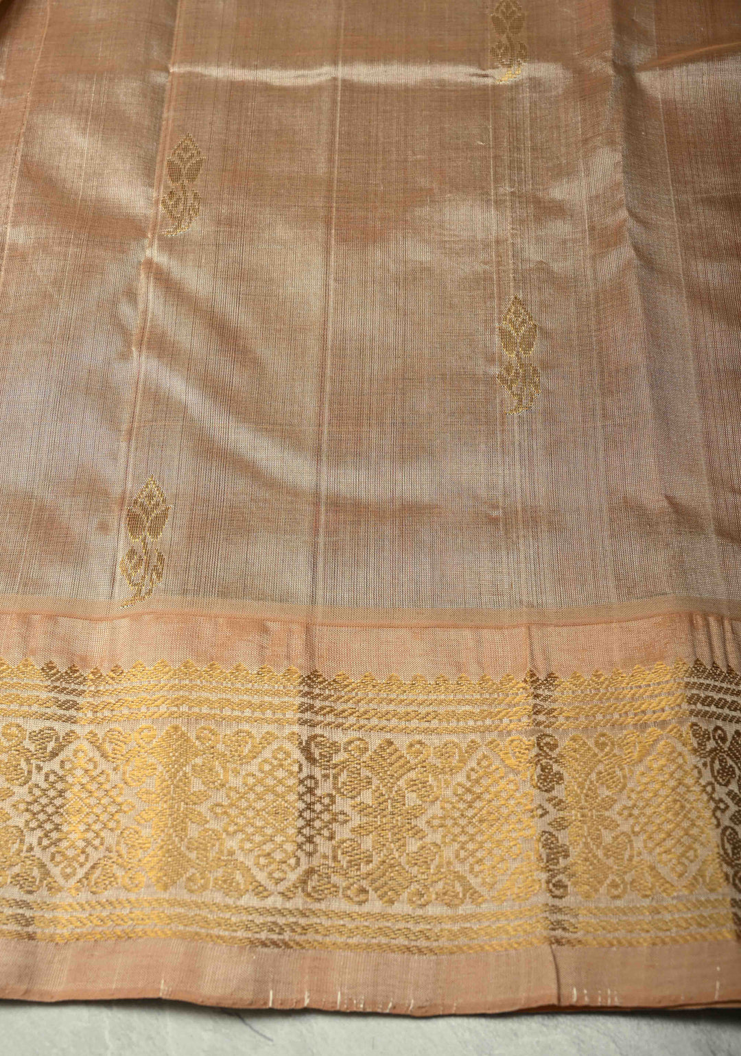 Maroon Korvai Kanchi Silk Cotton 100% Handloom Saree with Zari Buttas and Contrast Zari Border