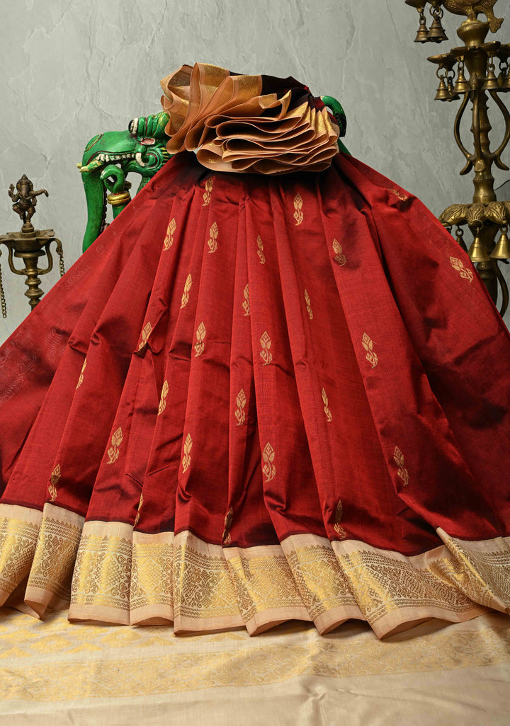 Maroon Korvai Kanchi Silk Cotton 100% Handloom Saree with Zari Buttas and Contrast Zari Border