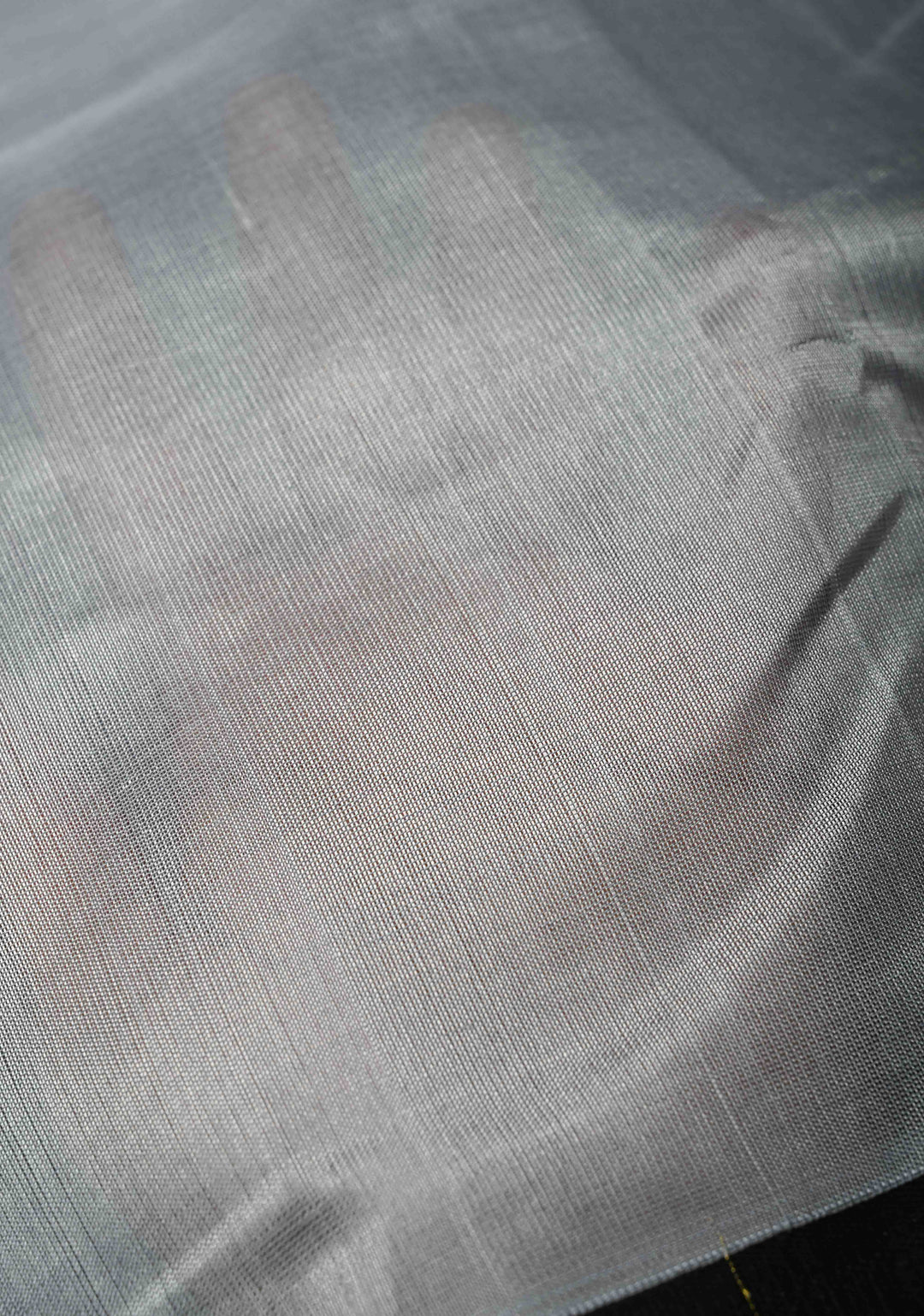 Gray Kanchi Silk Cotton 100% Handloom Saree with Contrast Zari Border