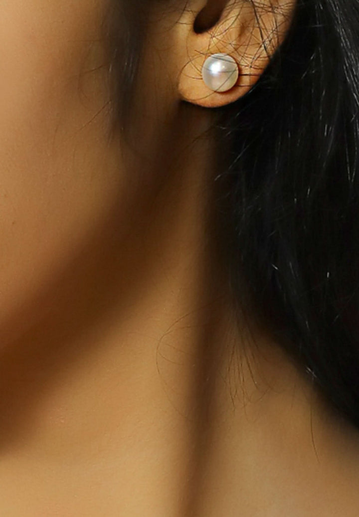 Small White Pearl Stud Earrings