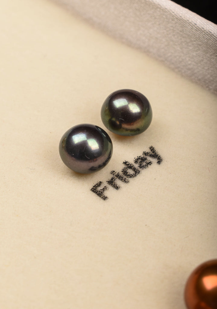 7 Color Pearls - Set of 7 earrings, Week Long Chromatic Journey with Pure Pearls