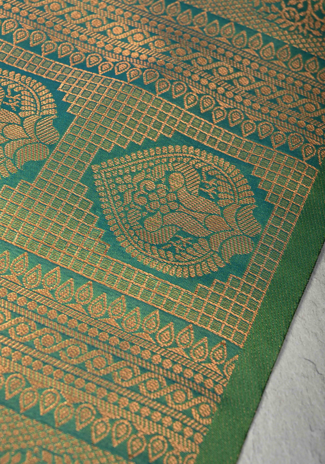 Purple Dual tone Kanchi Semi Silk Saree with Peacock Buttas and Contrast Zari Border