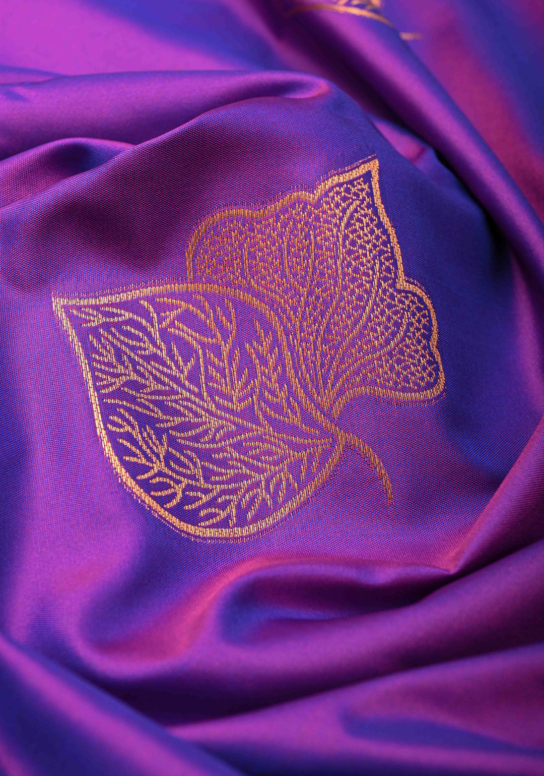 Purple Dual tone Kanchi Semi Silk Saree with Leaf Buttas and Zari Border