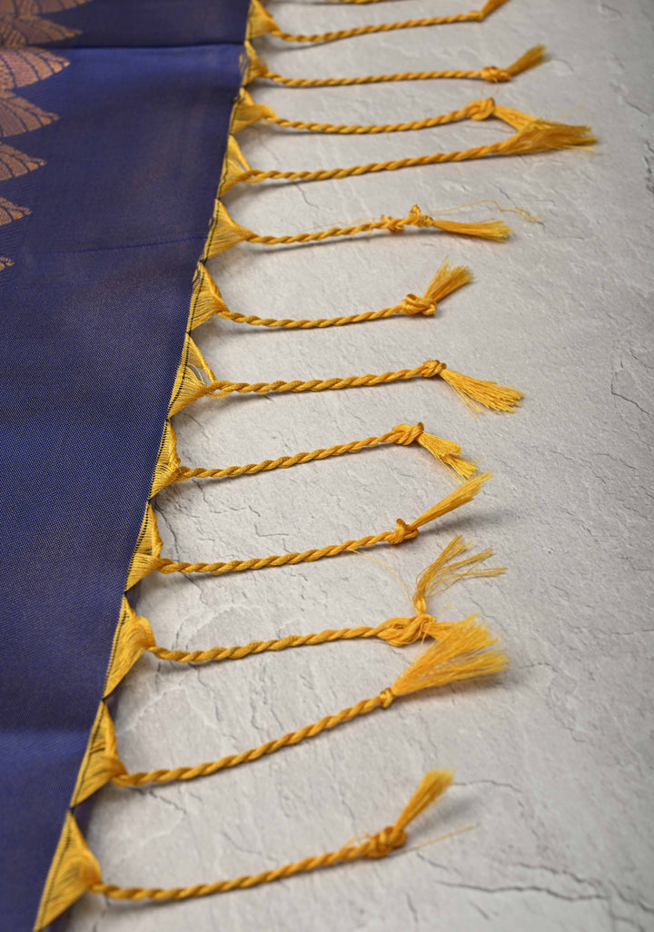 Blue Dual tone Kanchi Semi Silk Saree with Leaf Buttas and Zari Border