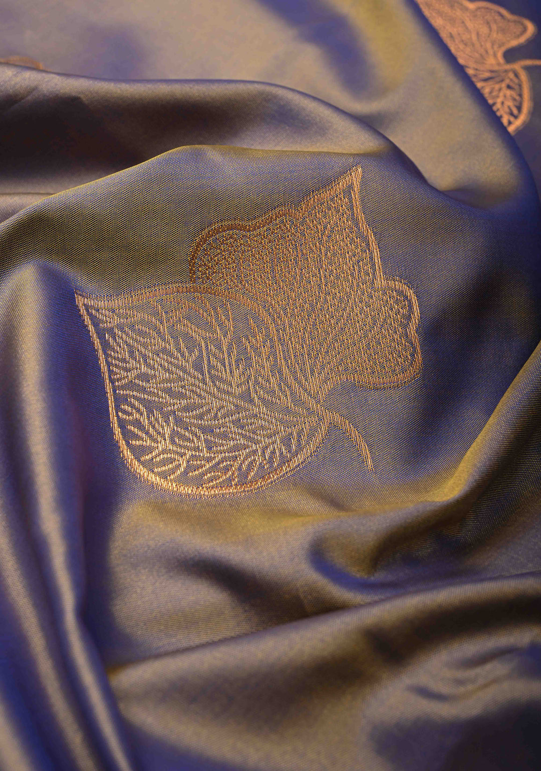 Blue Dual tone Kanchi Semi Silk Saree with Leaf Buttas and Zari Border