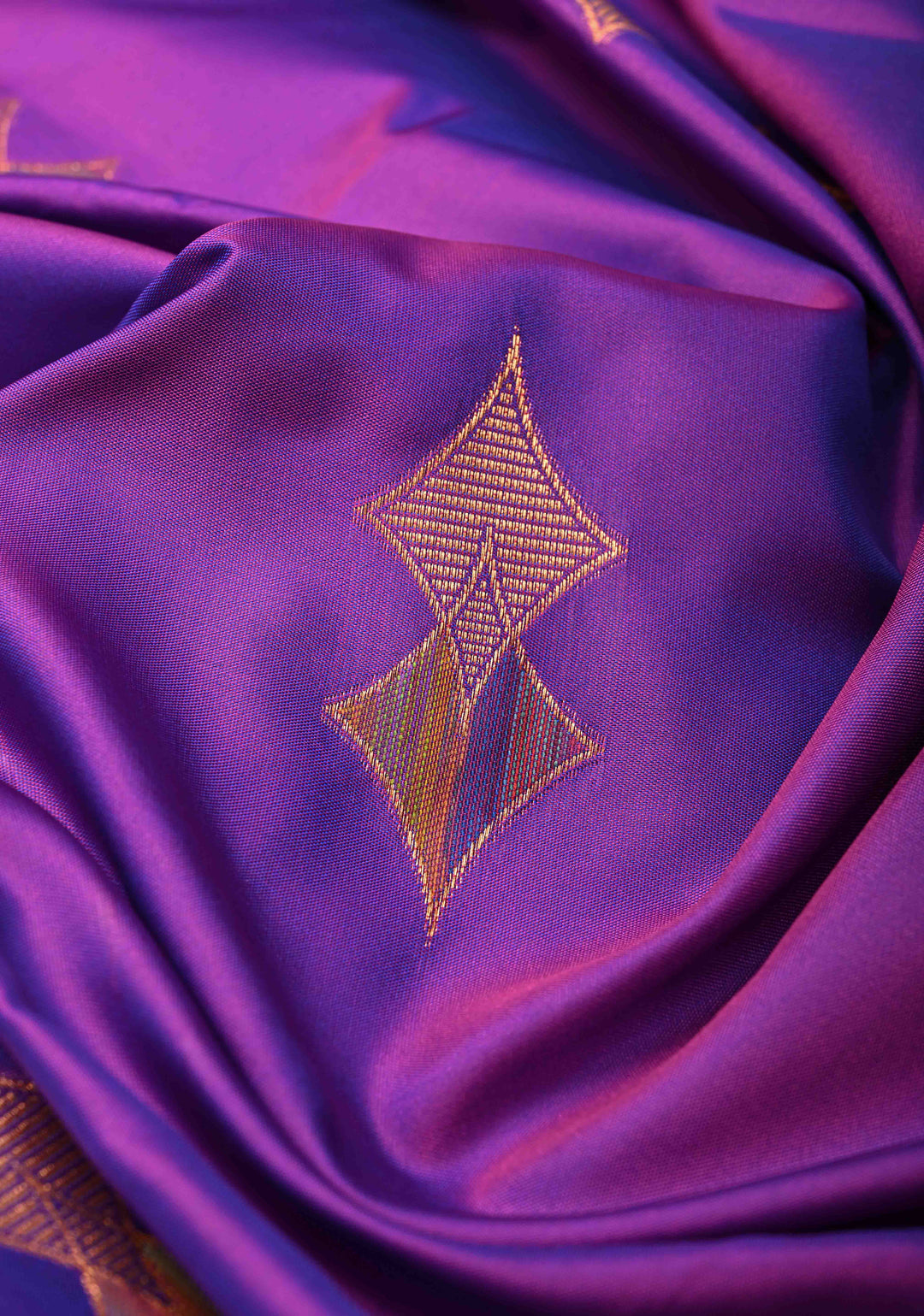 Purple Dual tone Kanchi Semi Silk Saree with Meenakari Buttas and Contrast Zari Border