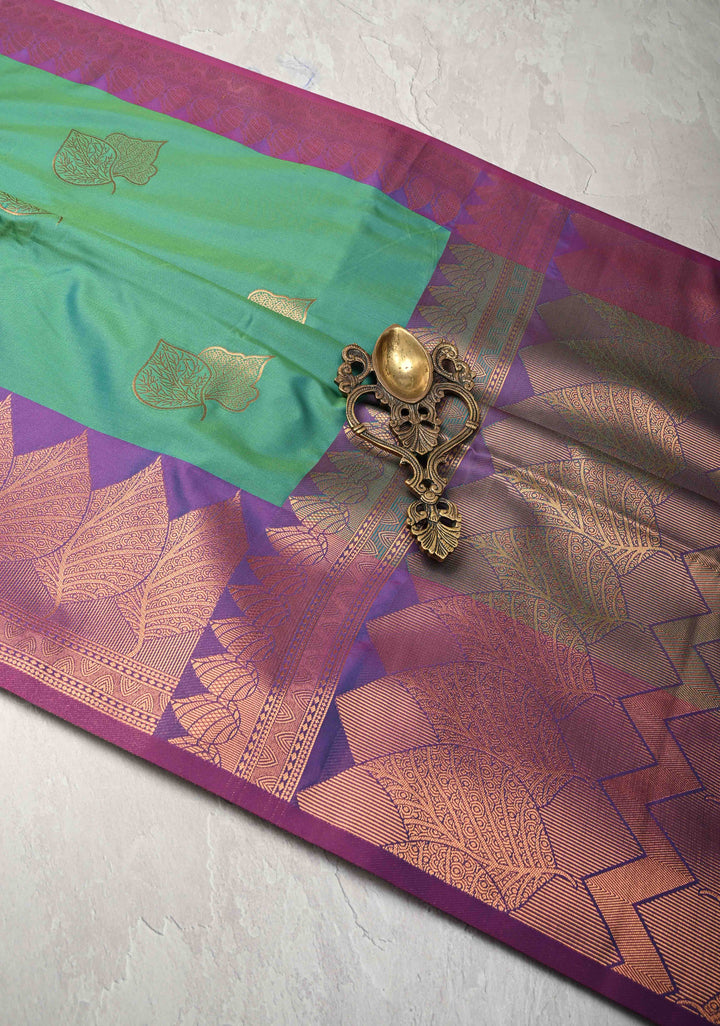 Green Dual tone Kanchi Semi Silk Saree with Leaf Buttas and Contrast Zari Border