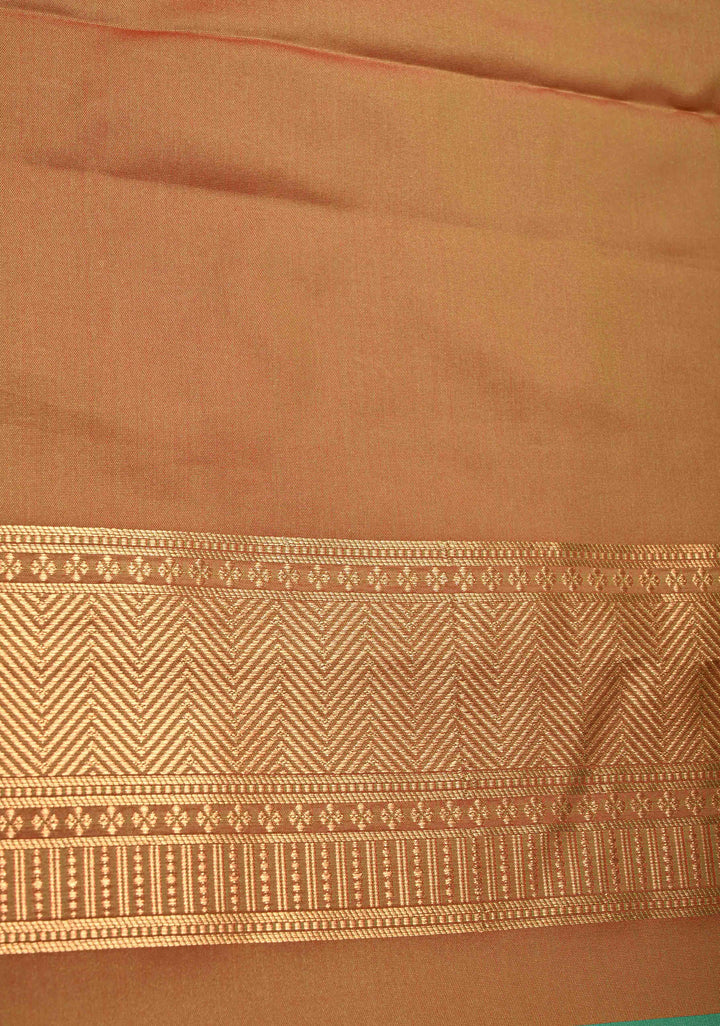Green Dual tone Kanchi Semi Silk Saree with Zari Buttas and Mandala Motifs on Border