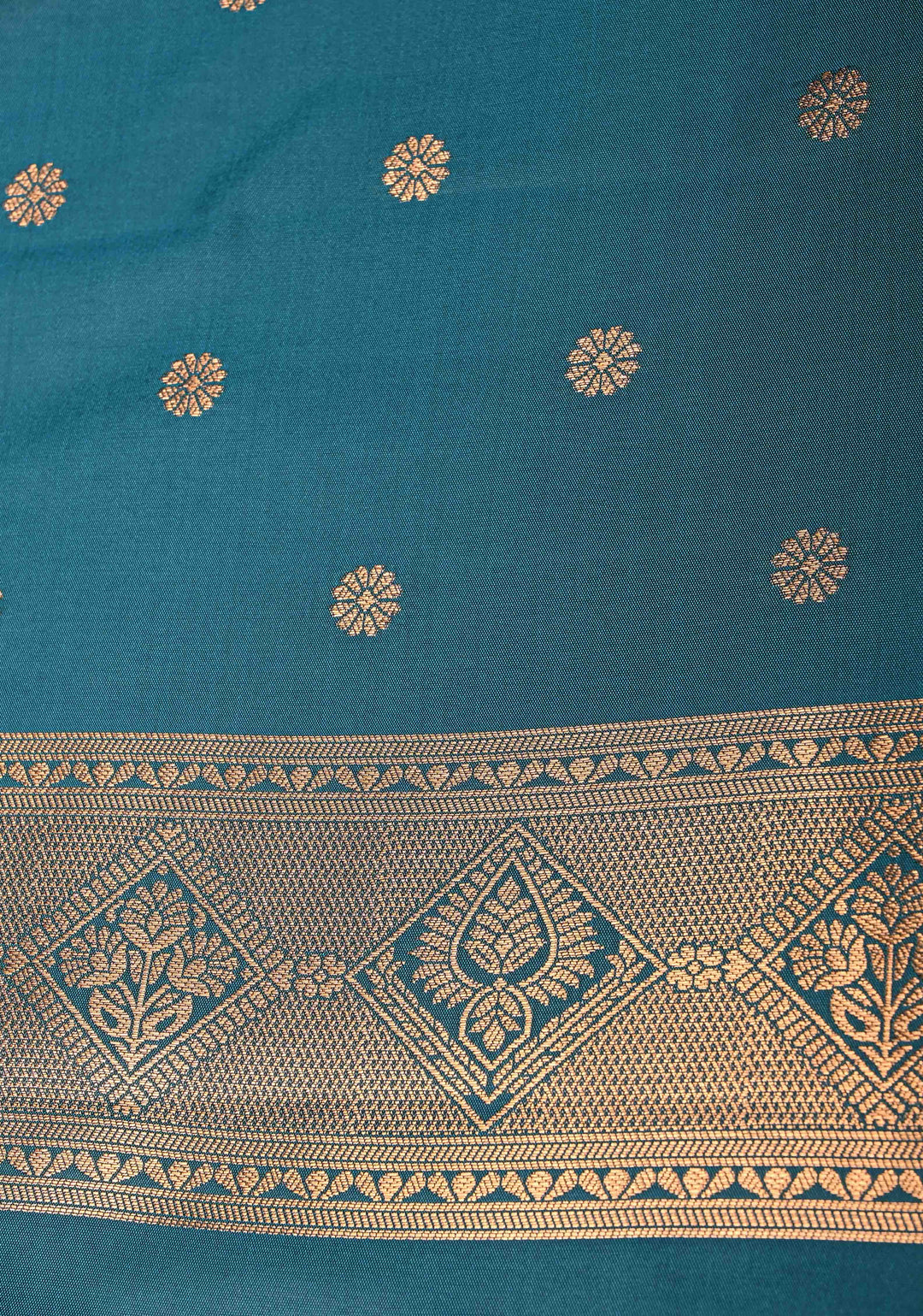 Cloudy Gray Kanchi Semi Silk Saree with Alfi Floral Buttas and Zari Border