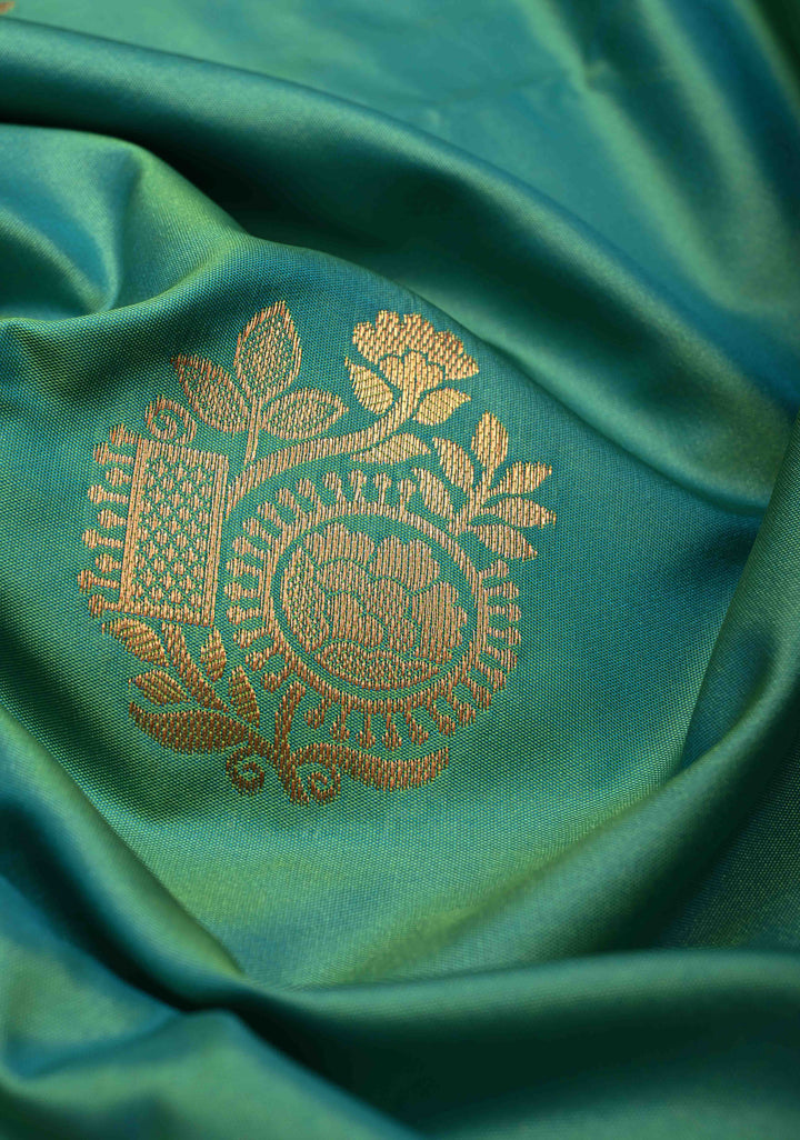 Green Dual tone Kanchi Semi Silk Saree with Zari Buttas and Zari Border