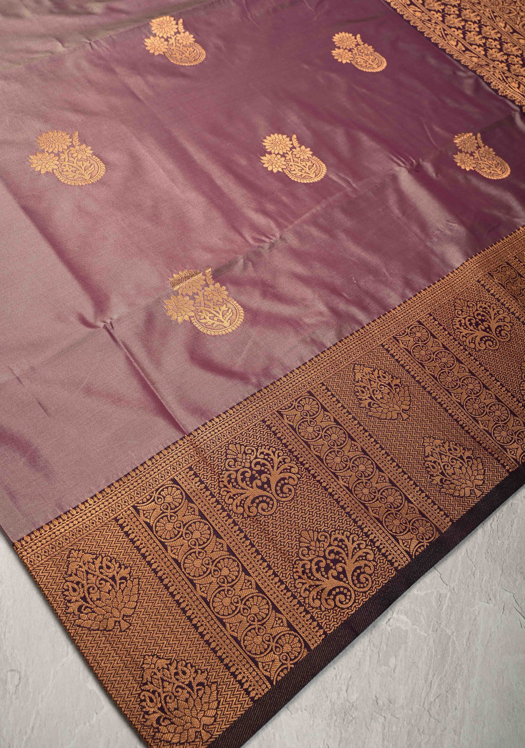 Dusty Mauve Dual tone Kanchi Semi Silk Saree with Zari Buttas and Zari Border
