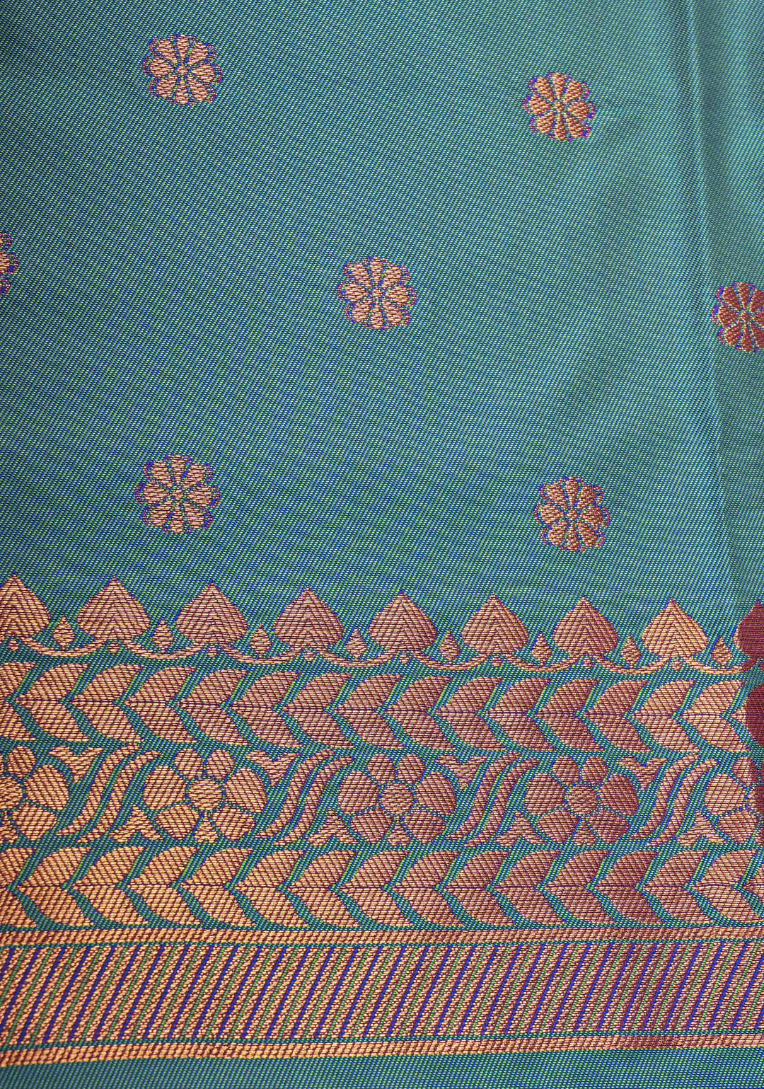 Purple Dual tone Kanchi Semi Silk Saree with Floral Zari Buttas and Zari Border