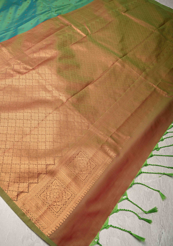 Green Dual tone Kanchi Semi Silk Saree with Paisley Zari Buttas and Geomatric Motifs on Border