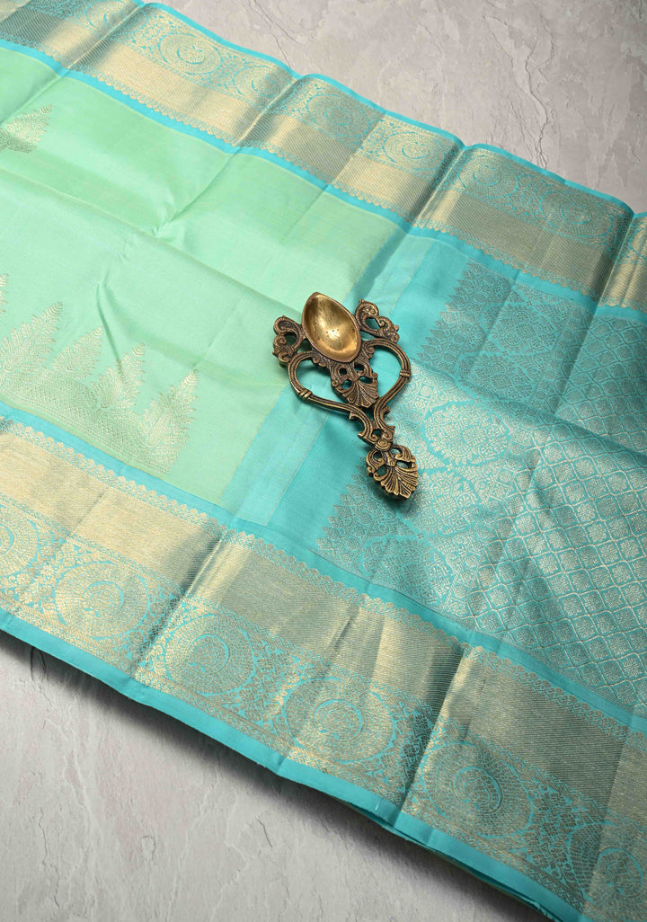 Turquoise Green Kanjivaram Pure Silk Saree with zari Buttas and Contrast Jari Border | SILK MARK CERTIFIED