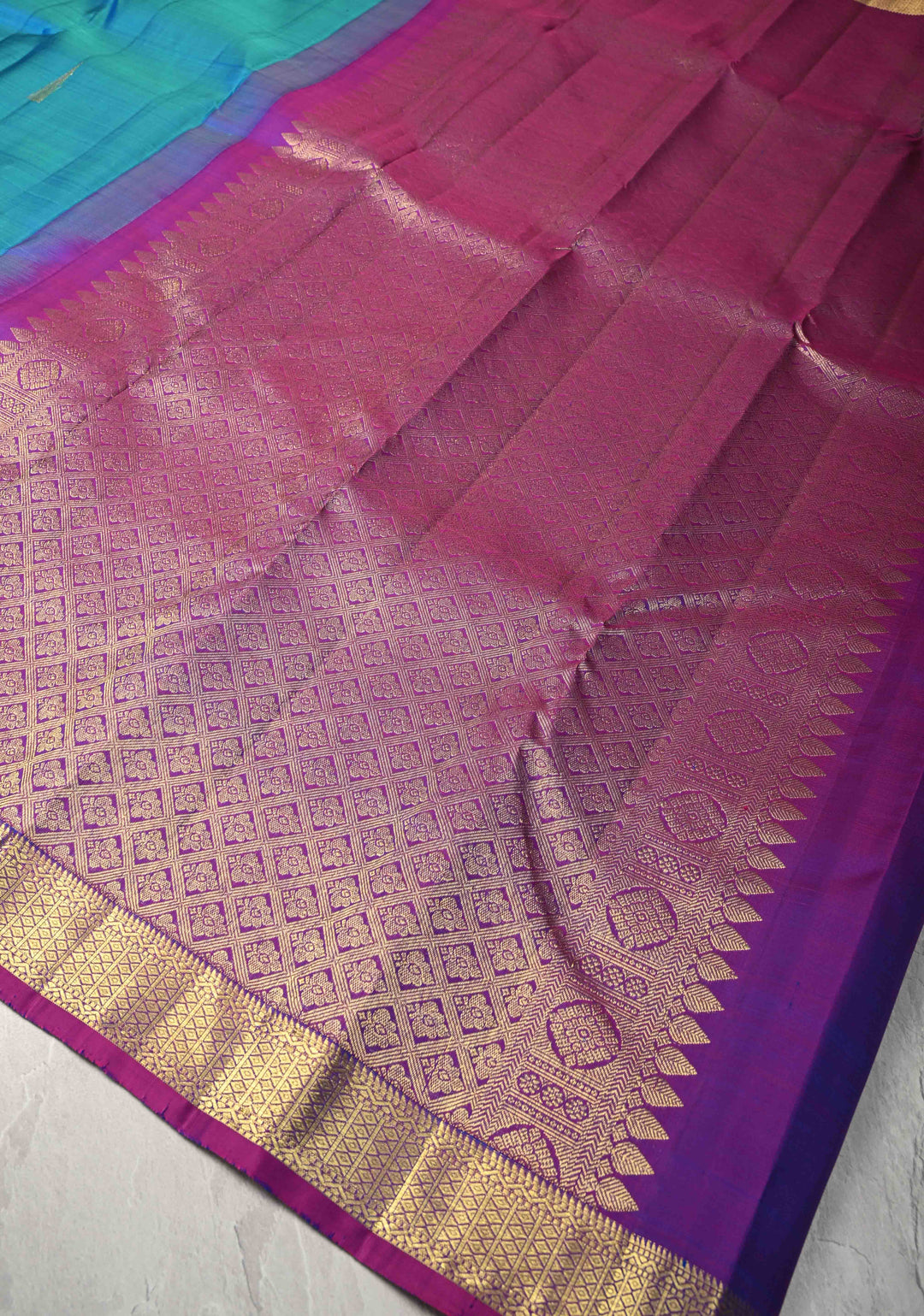 Blue and Green Dual tone Kanjivaram Pure Silk Saree with Zari butta and Peacock Floral Motif above Minimal zari Border  | SILK MARK CERTIFIED