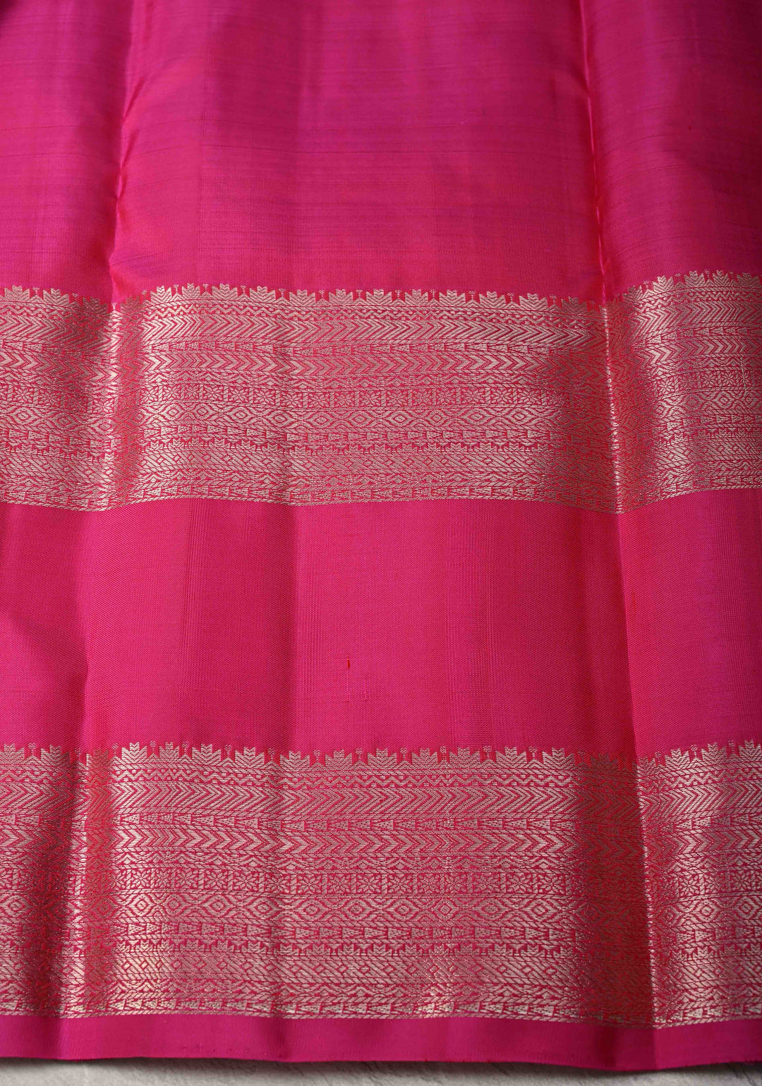Lilac Kanjivaram Pure Silk Saree with Gold and Silver zari Buttas and Wide Contrast Rettaipet Border | SILK MARK CERTIFIED