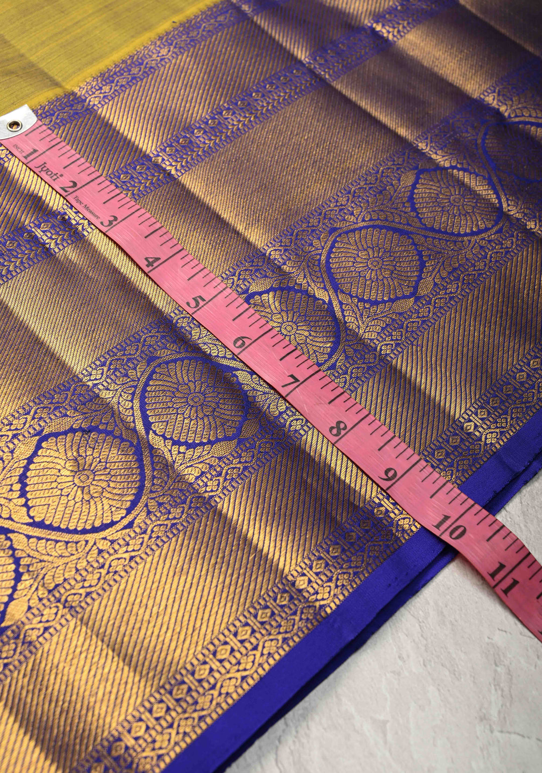 1 Gram Gold Zari Moss Green-Purple Dual tone Pure Kanjivaram Silk Saree with Arch Motifs and Wide Zari Border | SILK MARK CERTIFIED