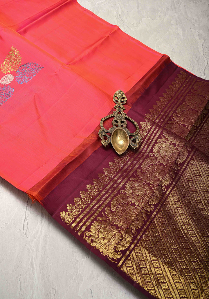 Pink Dual tone Borderless Pure Kanjivaram Silk Saree with Meena Zari Leaf Buttas and Contrast Pallu | SILK MARK CERTIFIED