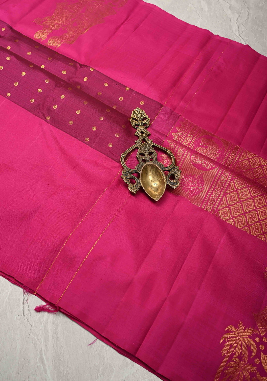 Pansy Purple Kanjivaram Pure Silk Saree with zari Butti and Distinct Radha Krishna Motifs on Border | SILK MARK CERTIFIED
