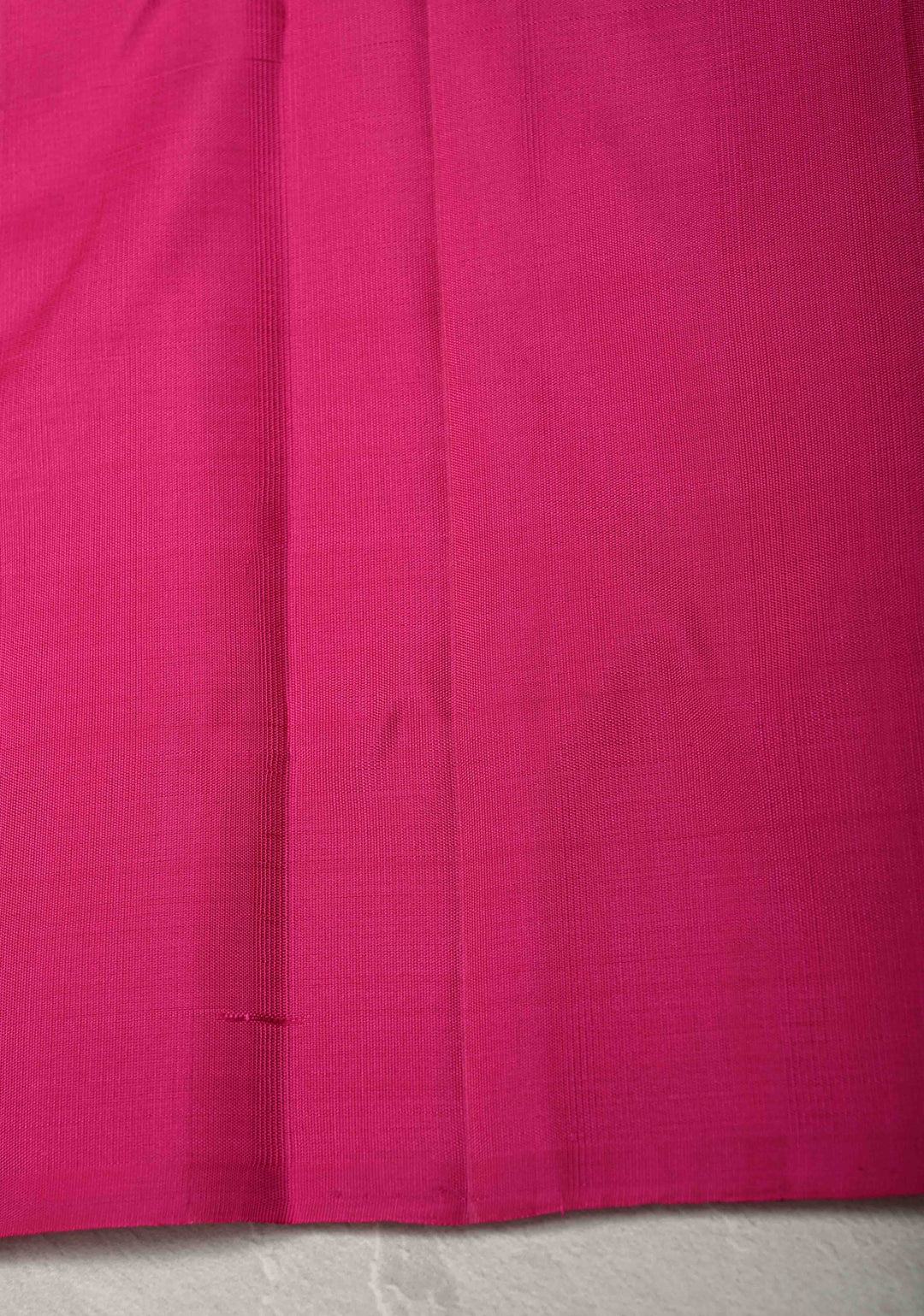 Pansy Purple Kanjivaram Pure Silk Saree with zari Butti and Distinct Radha Krishna Motifs on Border | SILK MARK CERTIFIED
