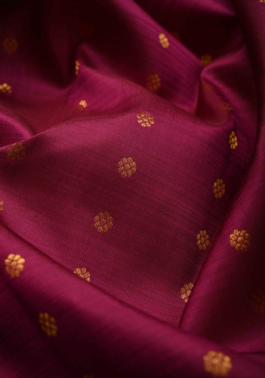 Pansy Purple Kanjivaram Pure Silk Saree with zari Butti and Distinct Radha Krishna Motifs on Border | SILK MARK CERTIFIED