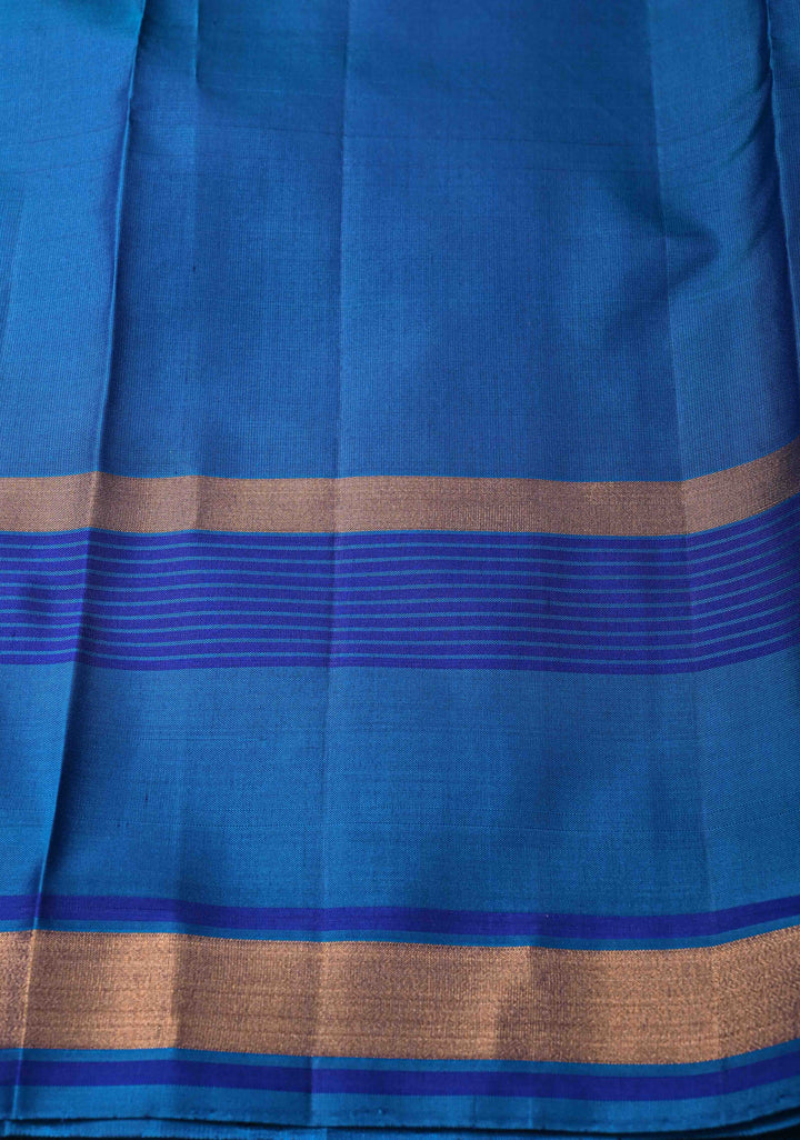 Green Dual Tone Kanjivaram Soft Silk Saree with Zari Buttas and Contrast Jari Border | SILK MARK CERTIFIED