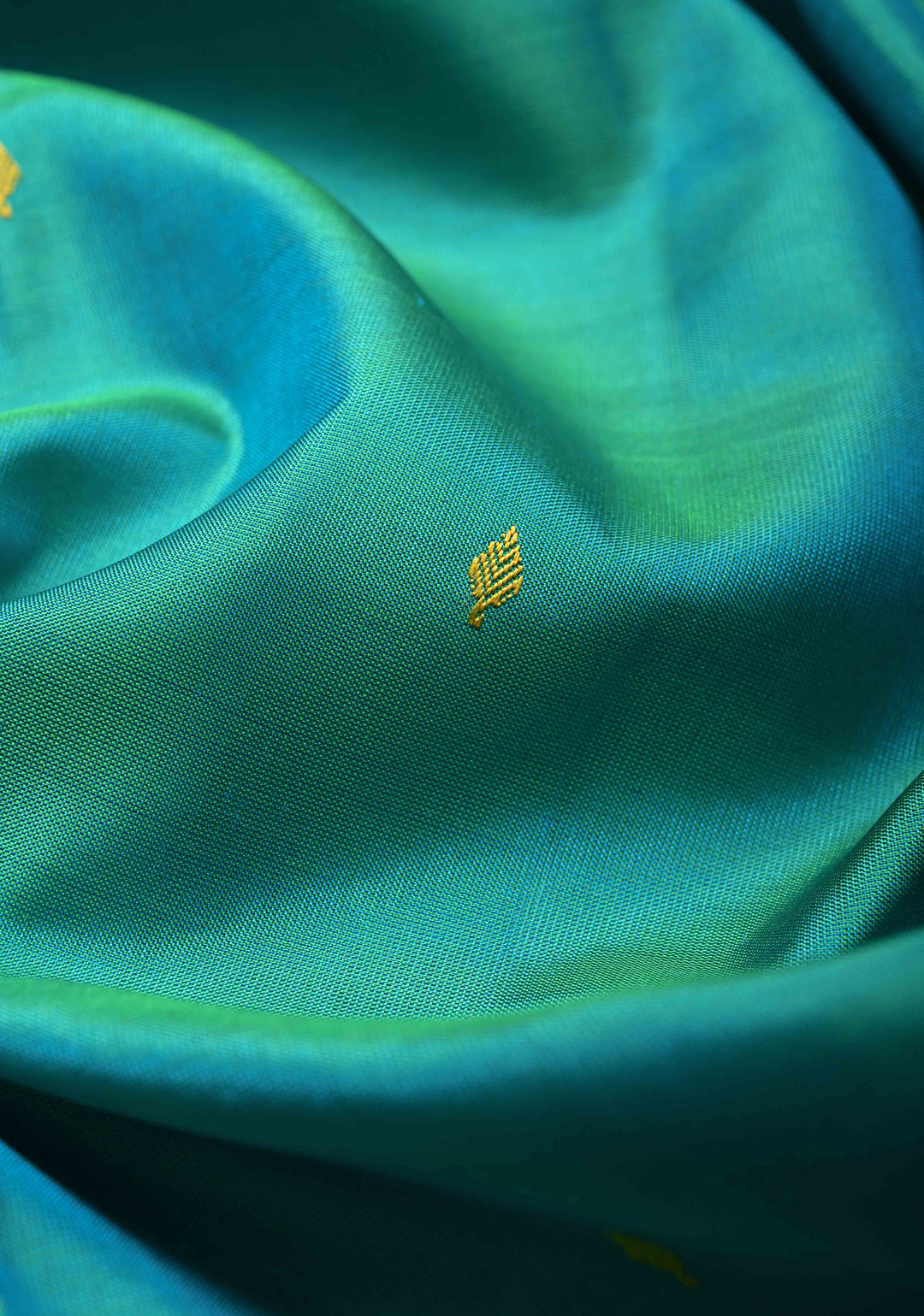 Blue Green Dual tone Kanjivaram Soft Silk Saree with Resham Buttas and Contrast panel Border | SILK MARK CERTIFIED