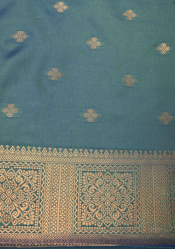 Green Dual tone Kanchi Semi Silk Saree with Paisley Zari Buttas and Geomatric Motifs on Border