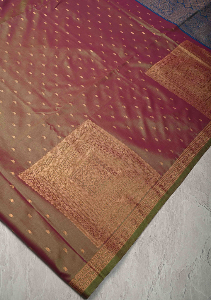 Green Dual tone Kanchi Semi Silk Saree with Paisley Zari Buttas and Geomatric Motifs on Border