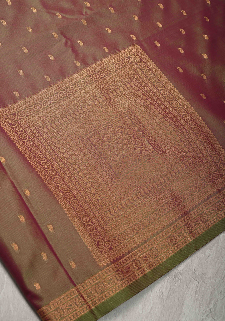 Green Dual tone Kanchi Semi Silk Saree with Paisley Zari Buttas and Geomatric Motifs on Border